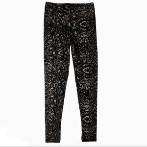 DONATING! LAST CHANCE! 
Topshop black paisley on pink stretch knit legging sz 6